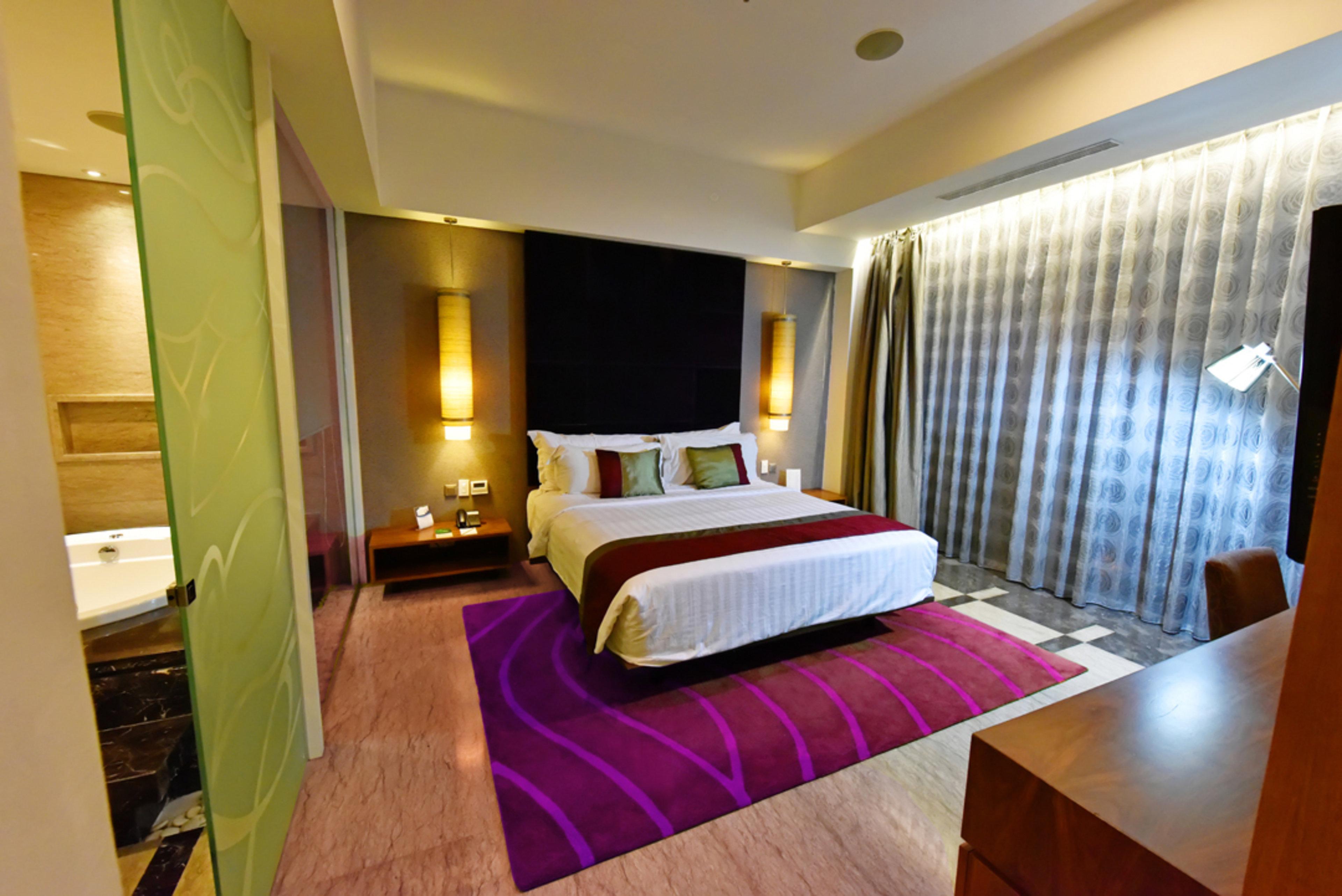 Pasteur By Ihg Hotel 4*